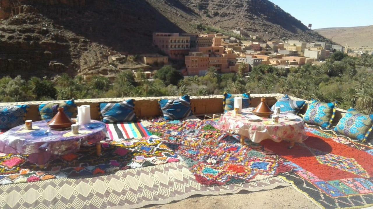 Ferienwohnung Amtoudi Aventure Id Aissa Exterior foto
